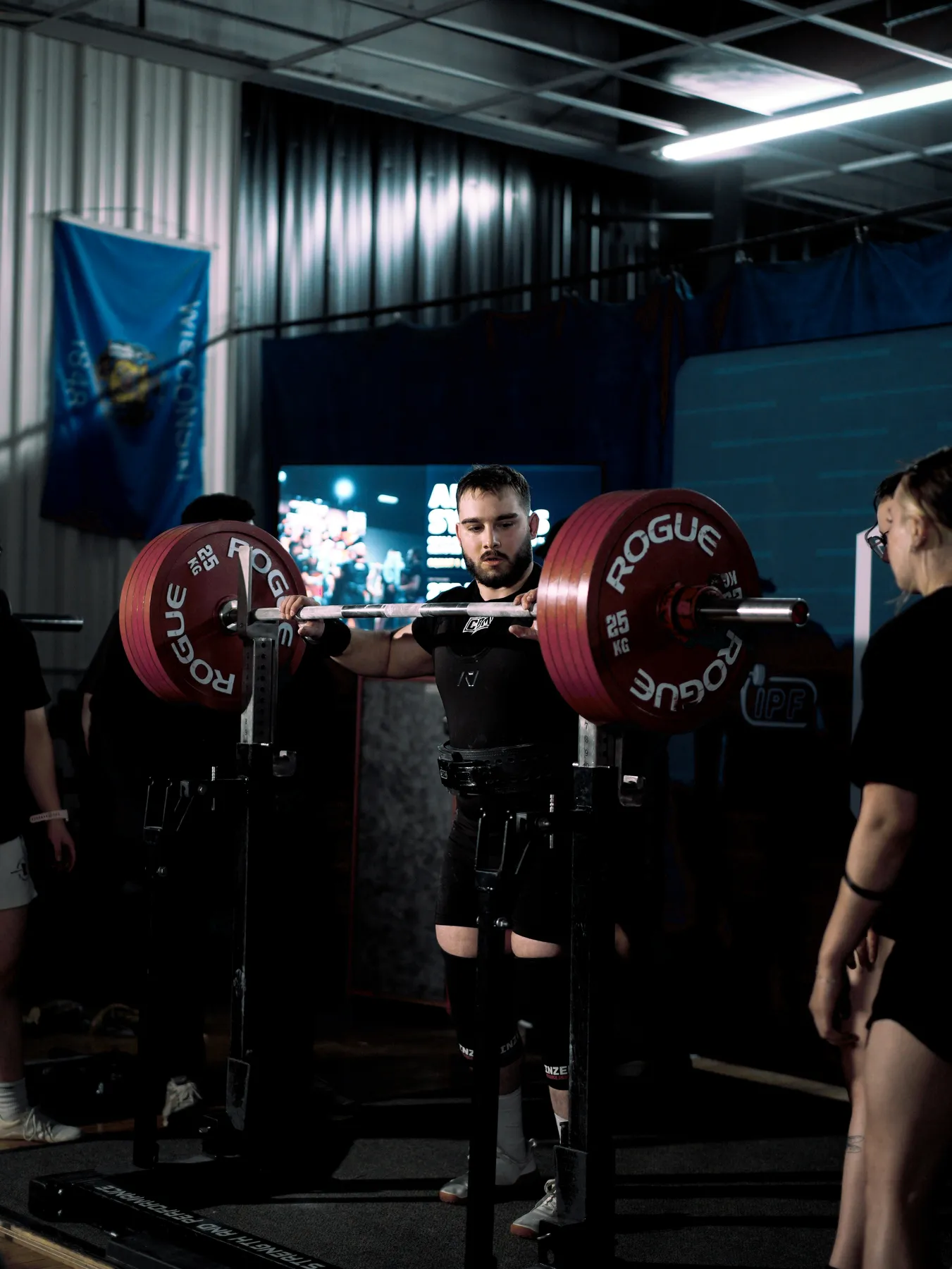 King of Kilos — squat (Alex Symons)